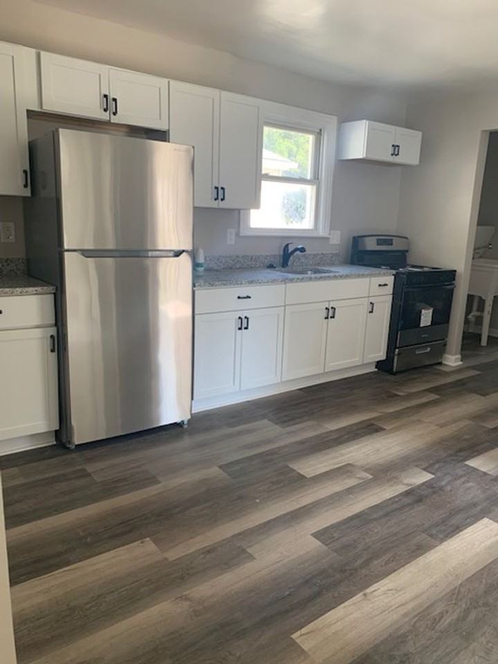 23352 Powell Avenue - Photo 7 of 15