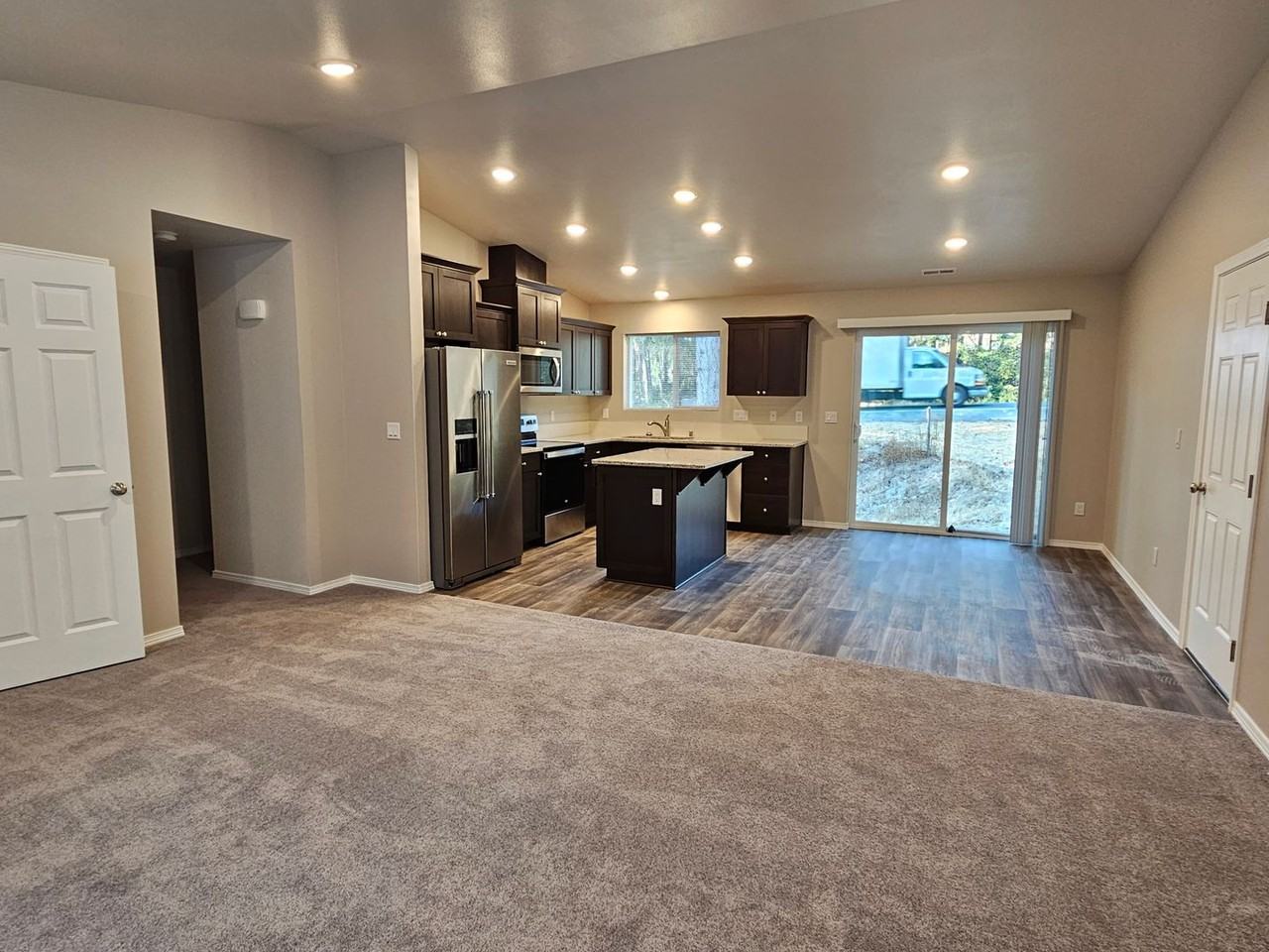 7908 40th St Nw - Photo 3 of 17