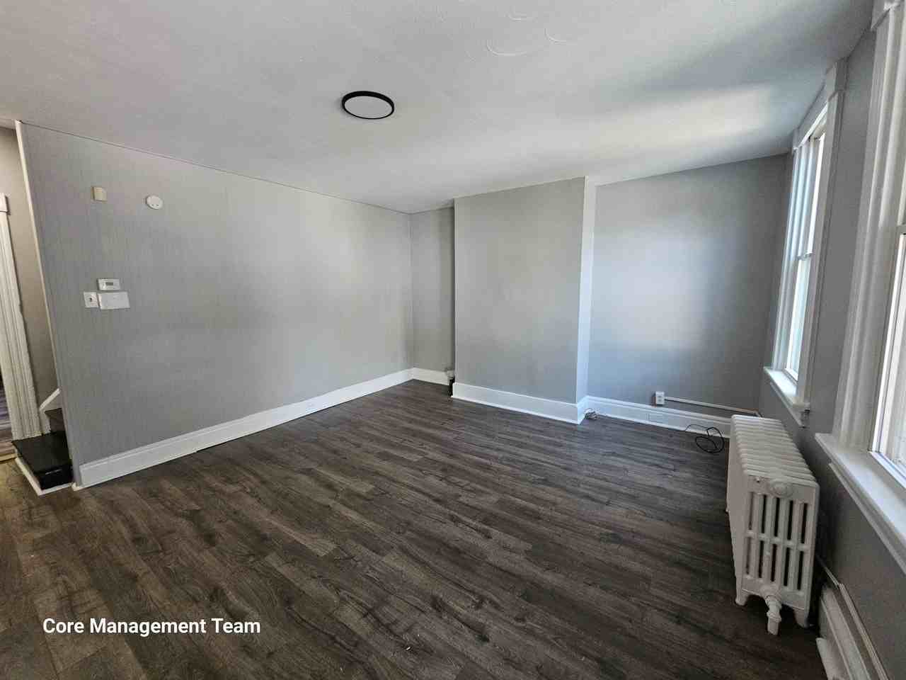 14 Courtright St - Photo 5 of 12