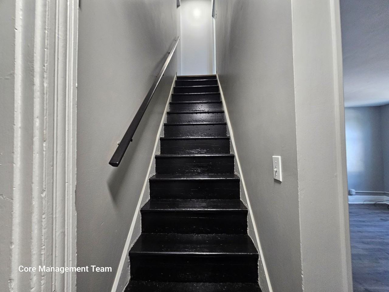 14 Courtright St - Photo 7 of 12