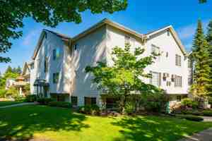 featured image of 950 S Ash St