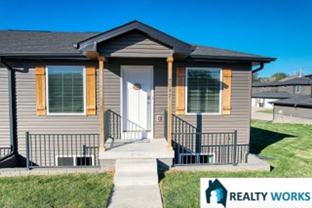4547 Lewis Ave - Photo 1 of 1