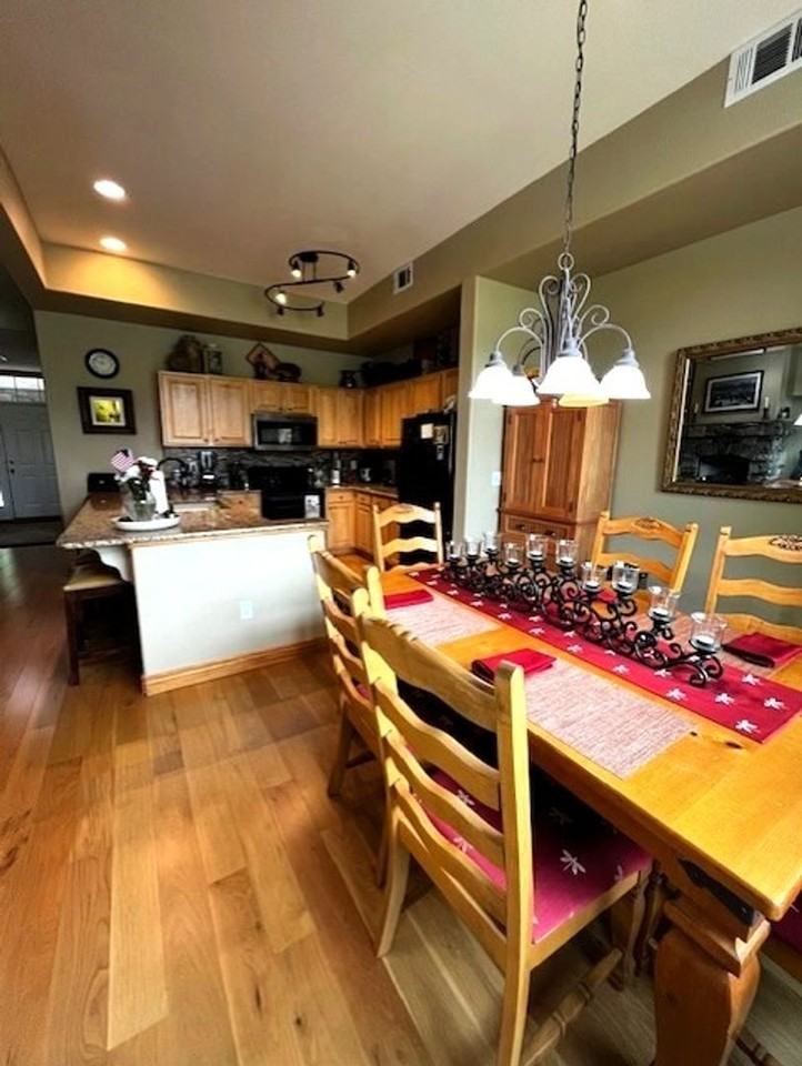 174 Robin Dr - Photo 6 of 32
