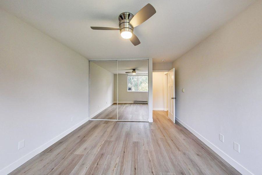 725 Cowper St #31 - Photo 7 of 30