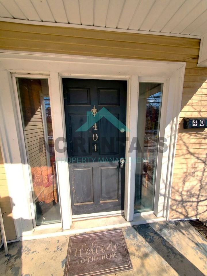 401 Andrew St #B - Photo 3 of 20