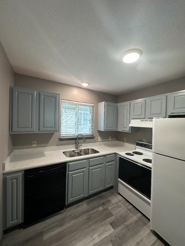 126 S Ohio St - Photo 2 of 19