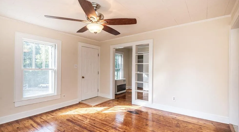 1131 15th St Sw - Photo 3 of 12