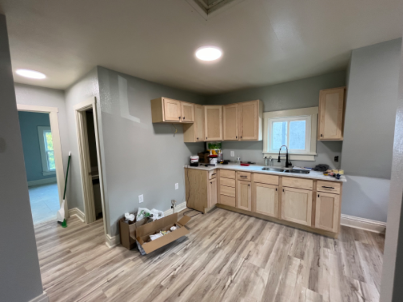 2104 Kinzie Ave #2 - Photo 2 of 6