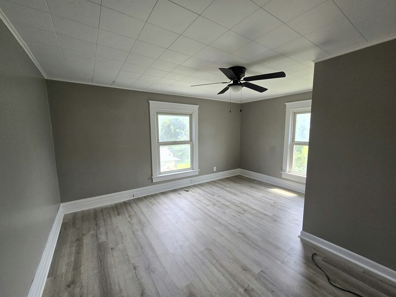 502 Smithfield St - Photo 3 of 17