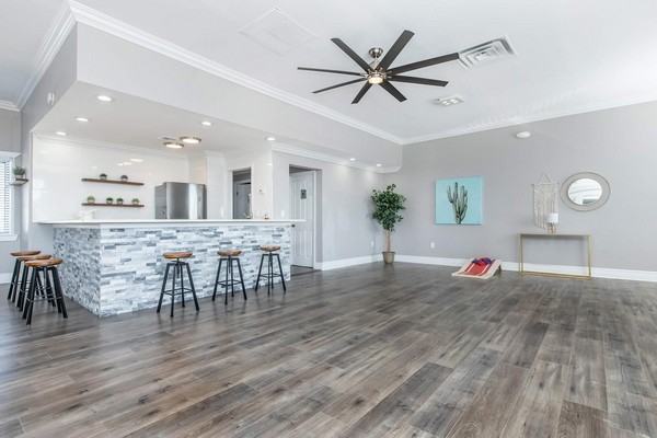 Wymore 360 Apartments - Photo 4 of 50