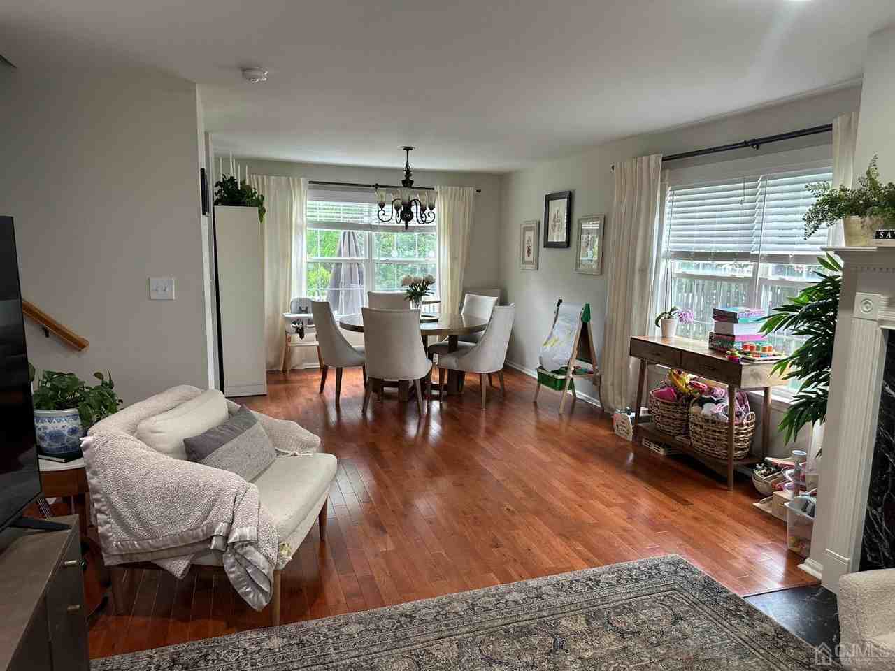 17 Stanford Dr - Photo 2 of 14