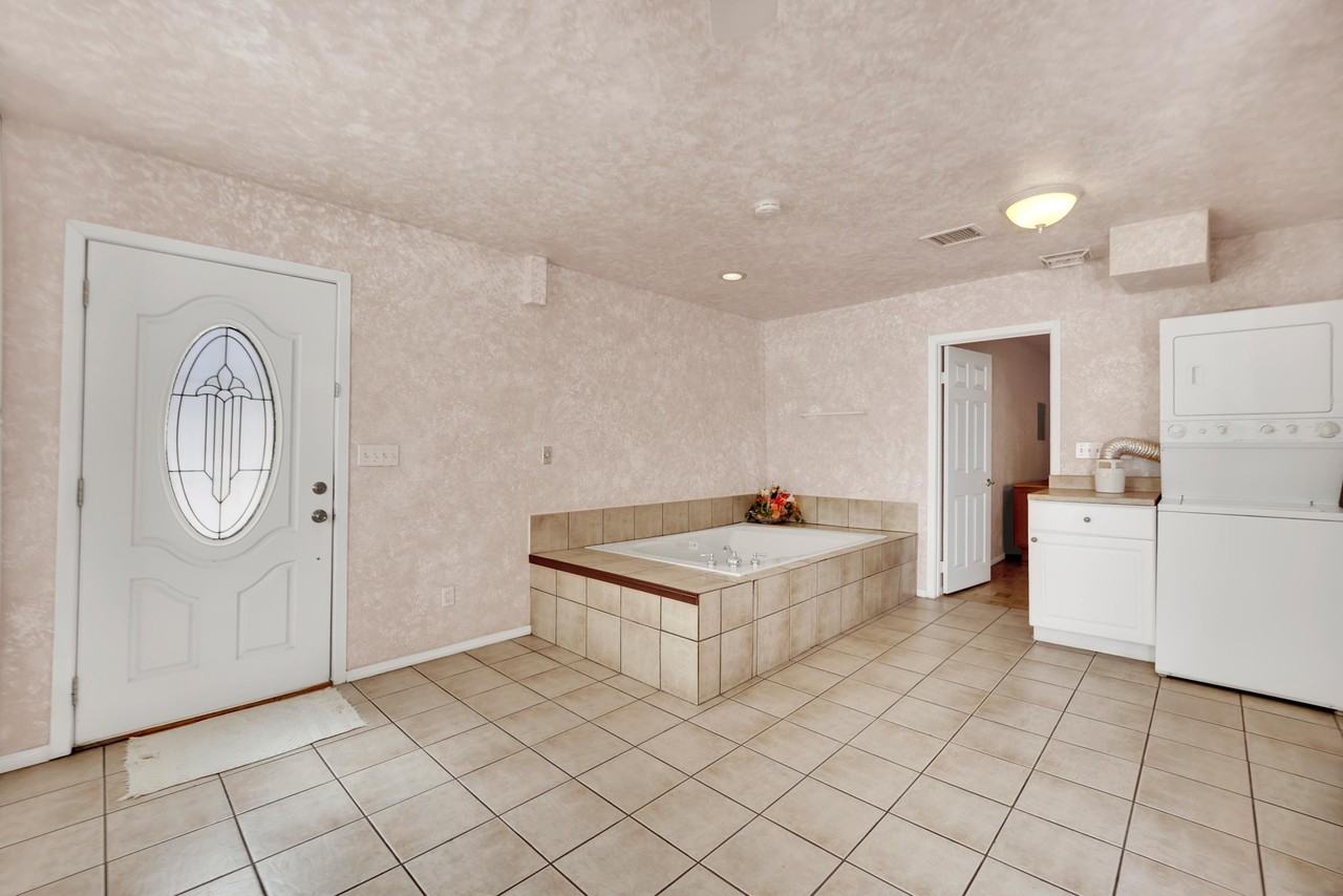 Obannon Dr - Photo 4 of 25