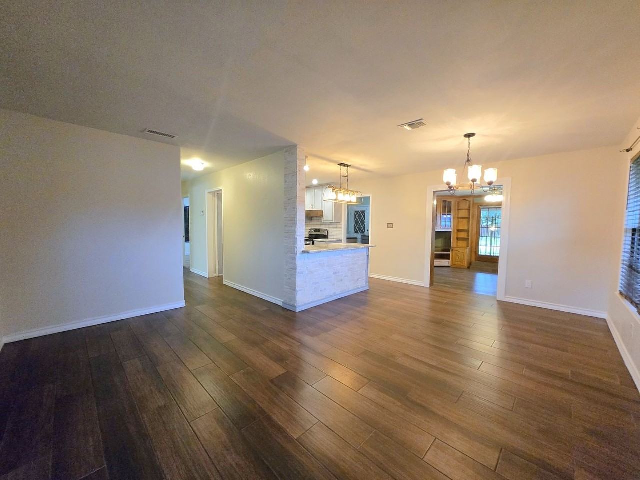 126 La Silla Dr - Photo 3 of 25
