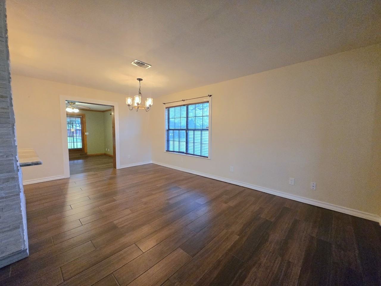 126 La Silla Dr - Photo 4 of 25