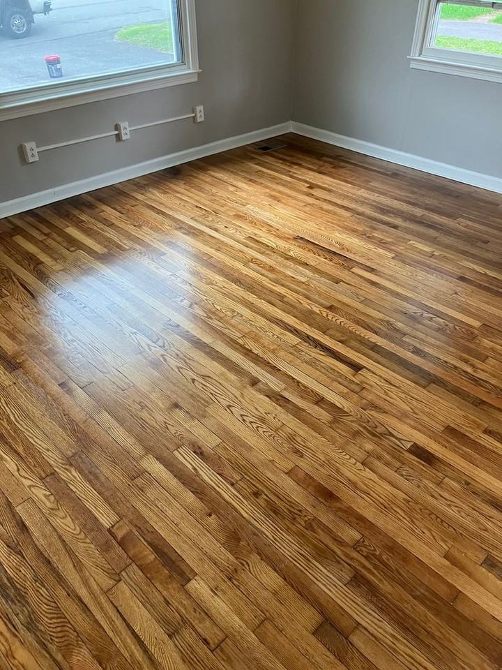 300 Helen St - Photo 3 of 9