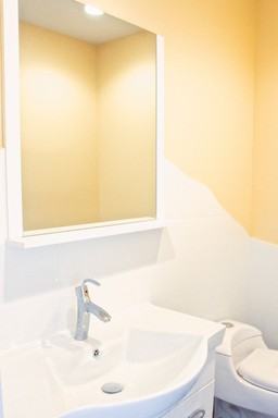 822 N 48th St - Photo 3 of 12