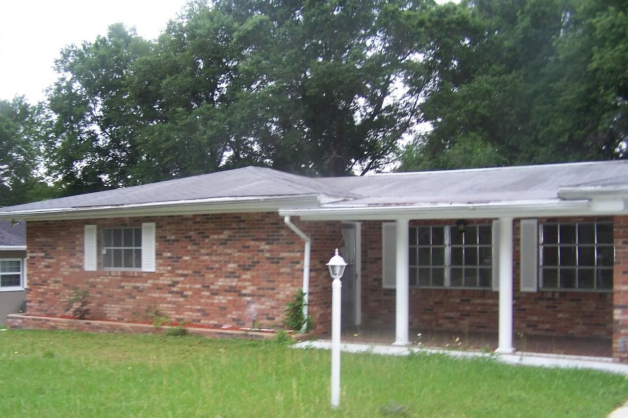 3492 S Highlands Ave - Photo 2 of 12