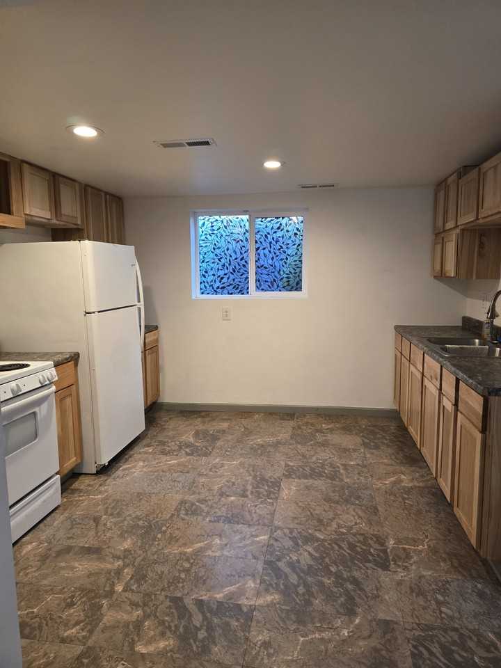 2933 S 9050 W - Photo 6 of 9