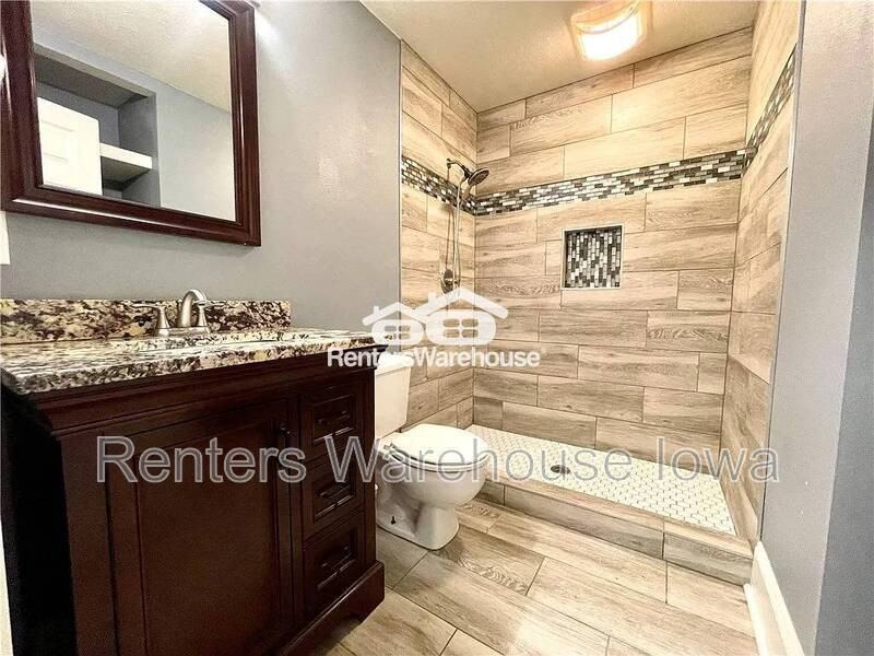 5810 Francis Ave - Photo 6 of 21