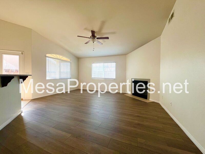 10449 Butte St - Photo 3 of 24