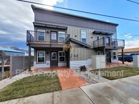1611 Montana St #201 - Photo 1 of 1