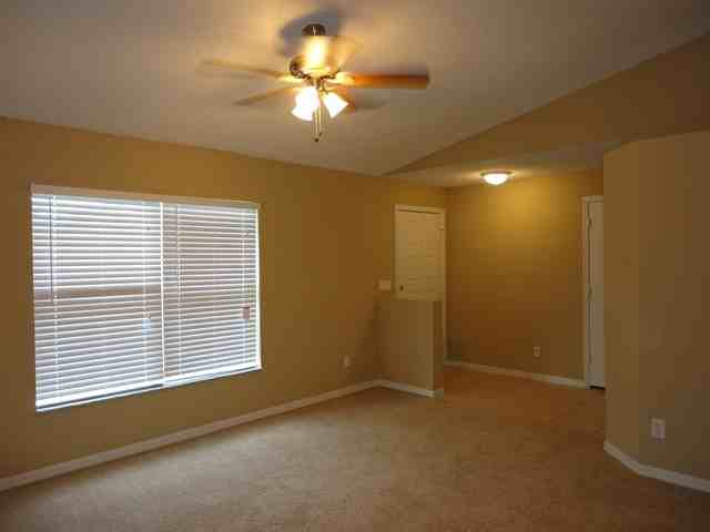 4095 Song Dr - Photo 3 of 18