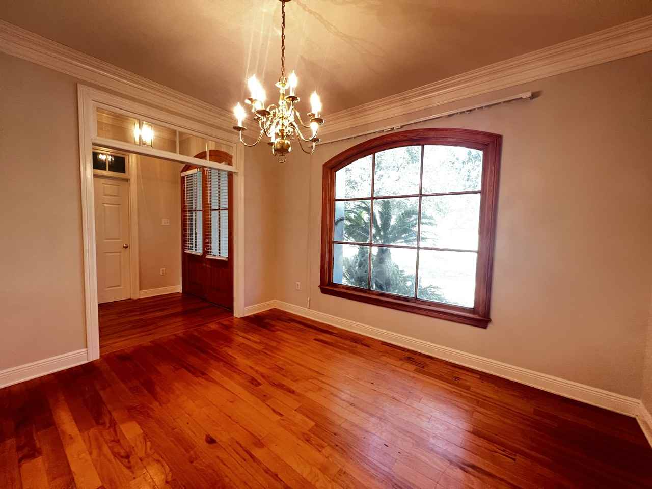 6011 Riverbrook Dr - Photo 7 of 32