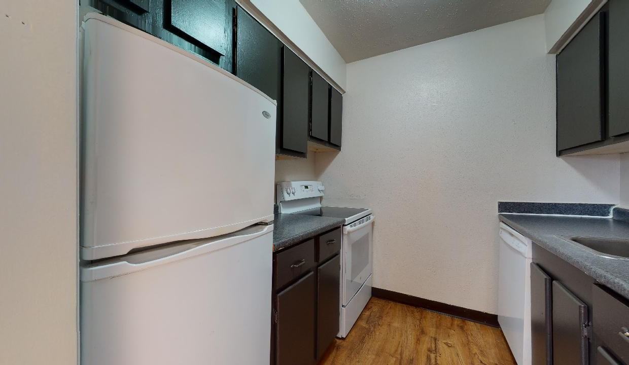 1803 Potomac Pl - Photo 5 of 21