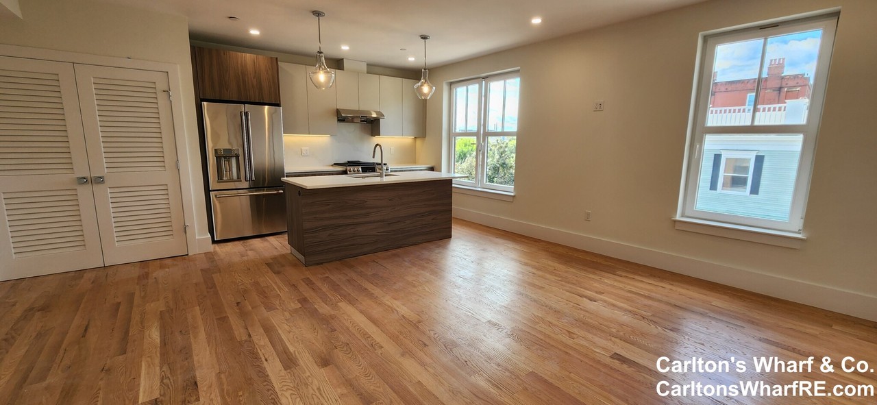 191 Main St #2 - Photo 5 of 17