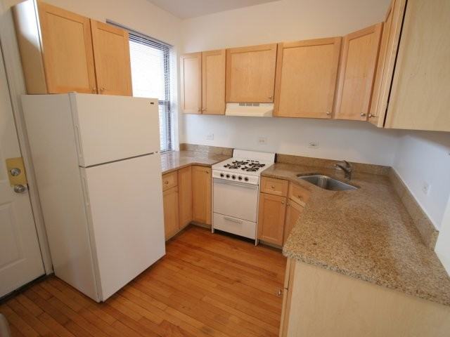 5418 S. Woodlawn Ave - Photo 2 of 25