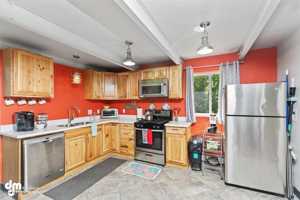 featured image of 11142 Mausel St #A