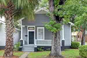 featured image of 660 E 34th St