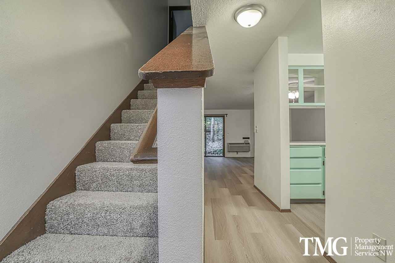 5511 Sw Multnomah Blvd - Photo 2 of 19