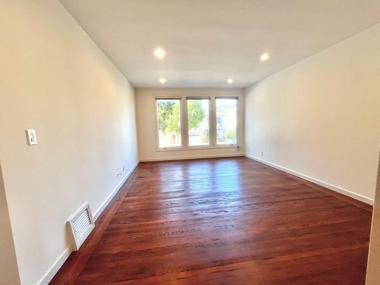 1739 Lake St #1 - Photo 3 of 15