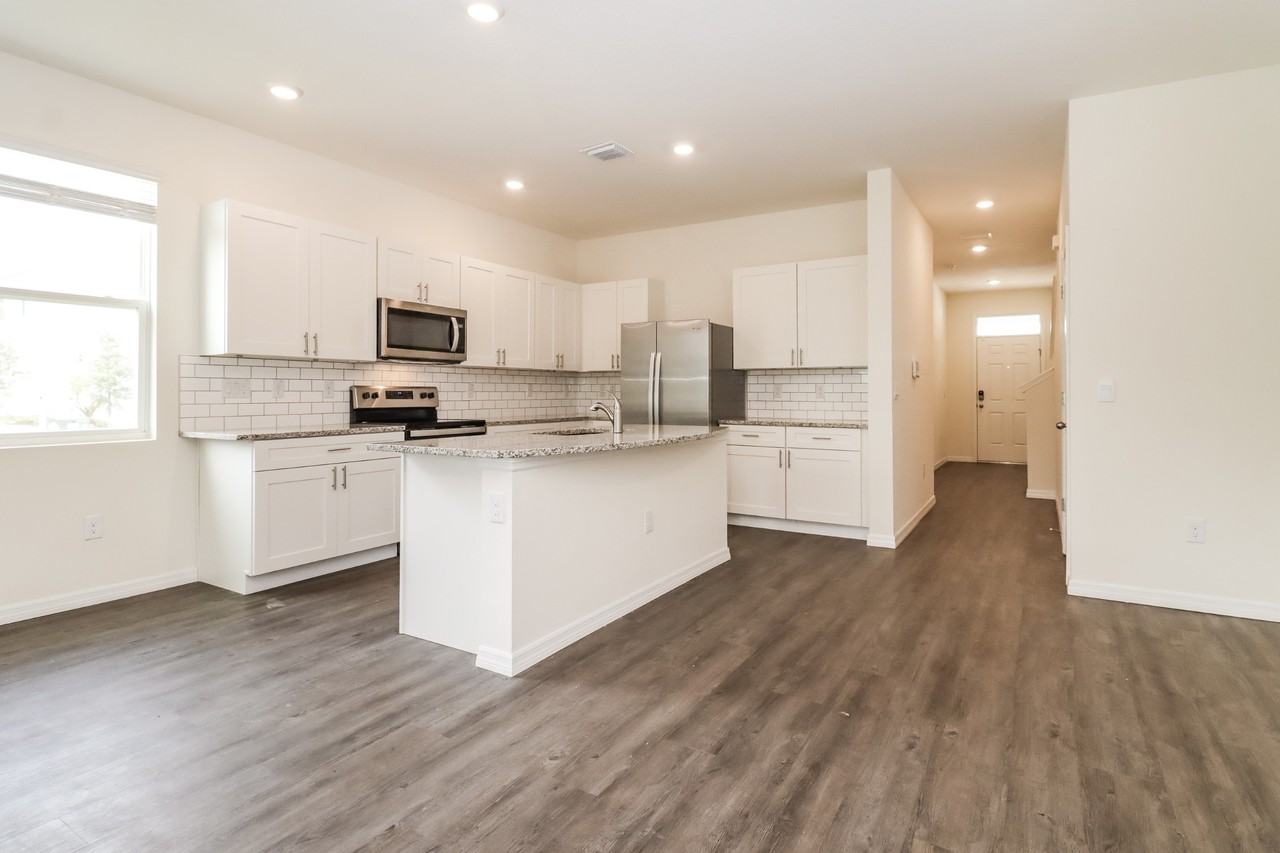 11872 Mountain Retreat Ln - Photo 3 of 50