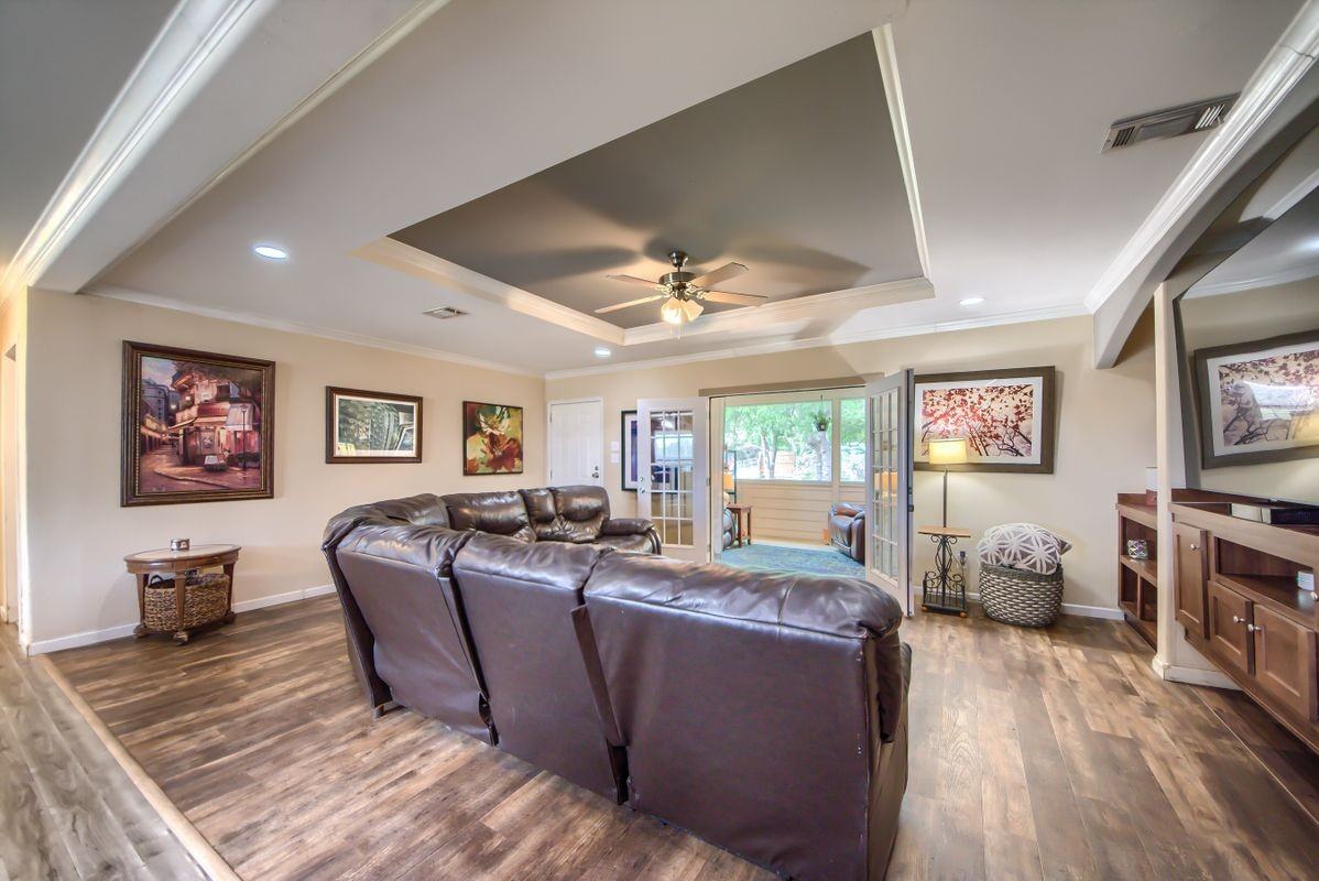 7849 Caribou Dr - Photo 2 of 23