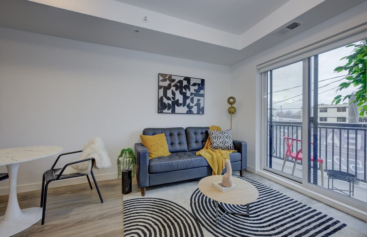 The Maverick - Photo 2 of 11