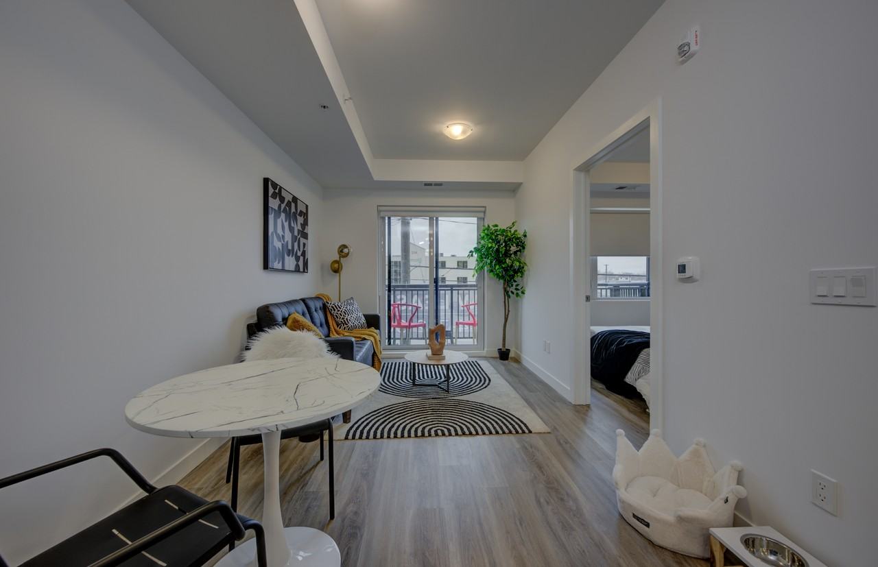 The Maverick - Photo 3 of 11