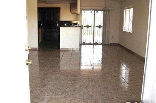 5052 South Home Drive - Photo 3 of 9