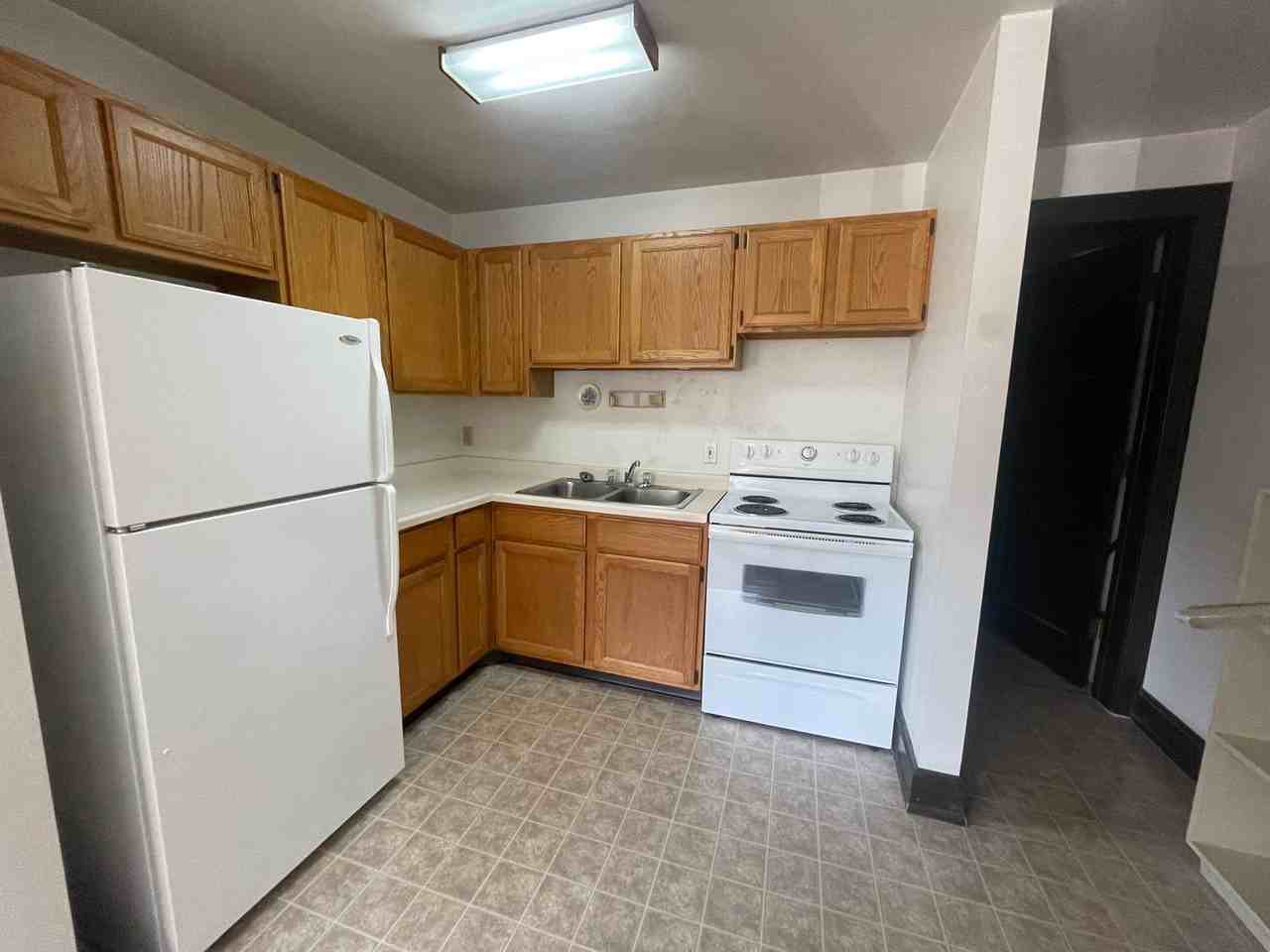 632 W Historic Mitchell St - Photo 3 of 10