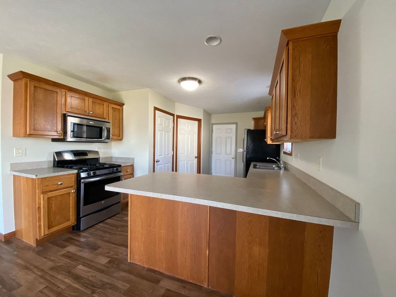 18347 Gyr Ct - Photo 4 of 13