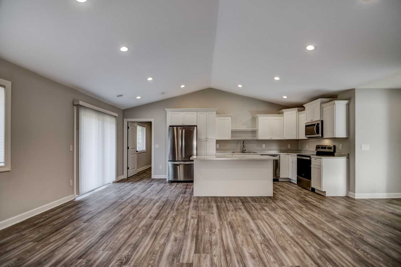 569 140th Street #B - Photo 2 of 28