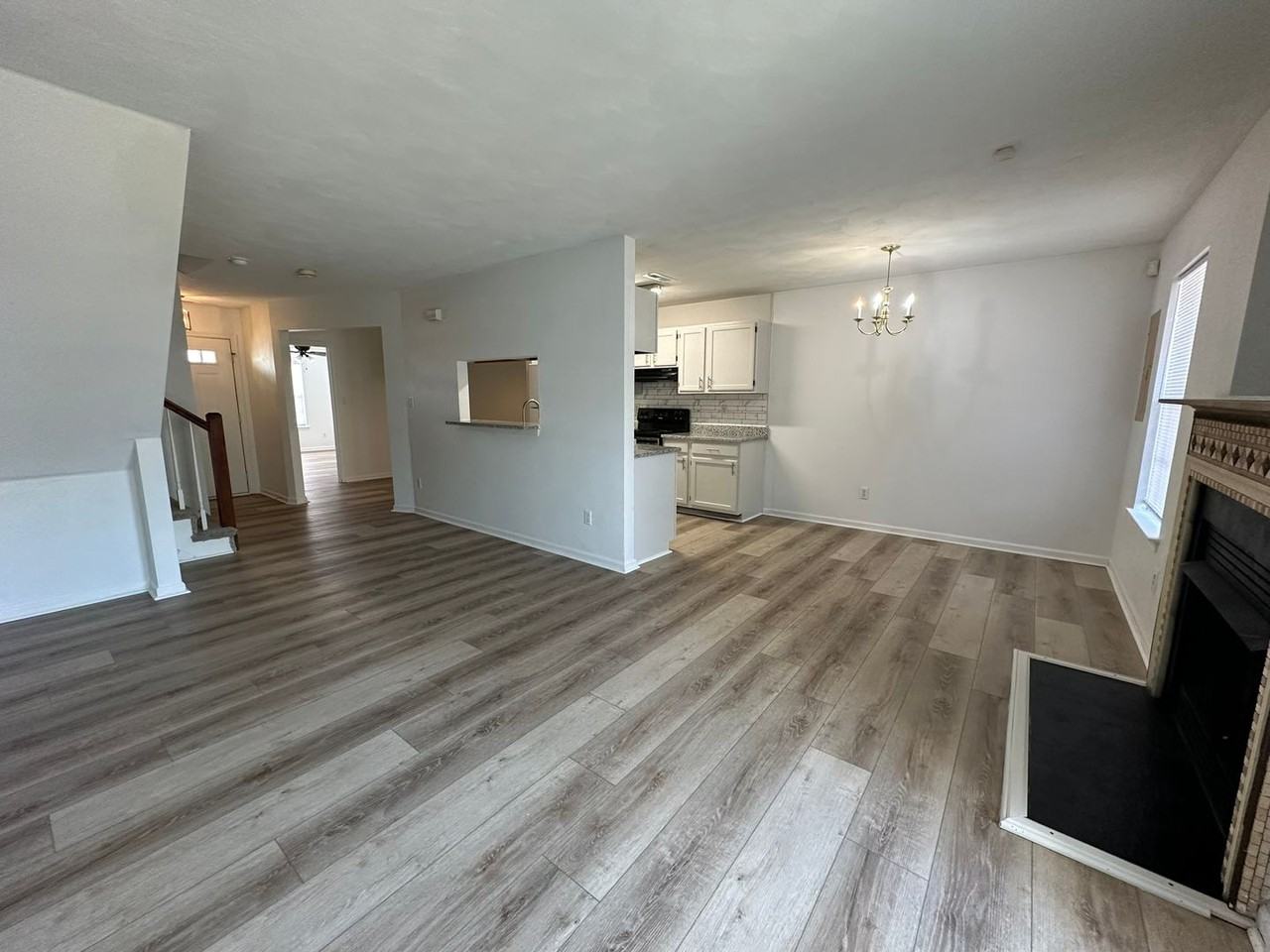 114 Majestic Dr - Photo 3 of 15