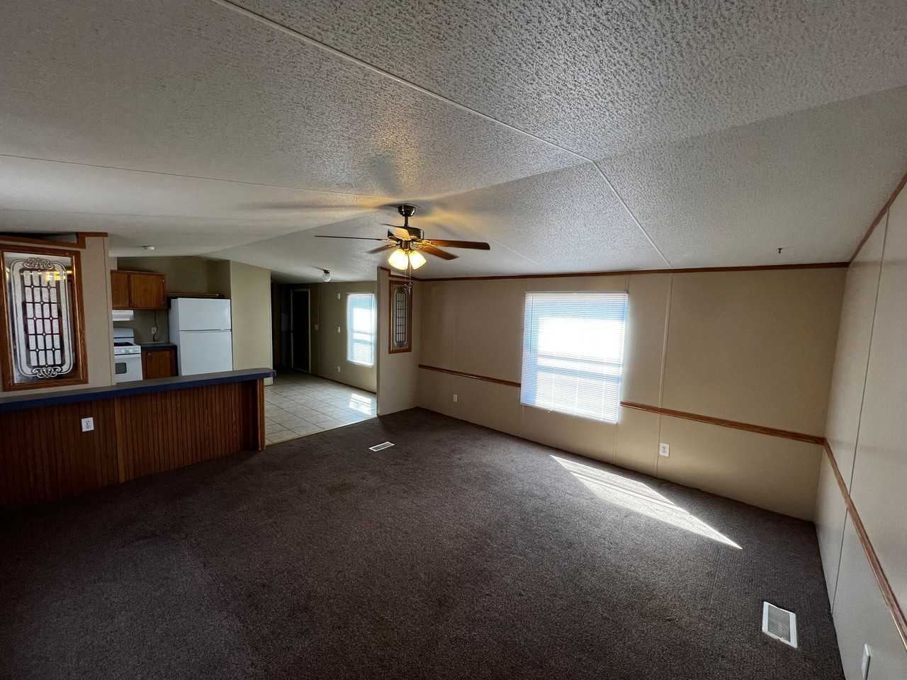 3513 Cesar Chavez Dr - Photo 6 of 34