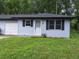 featured image of 303 E Palm Dr