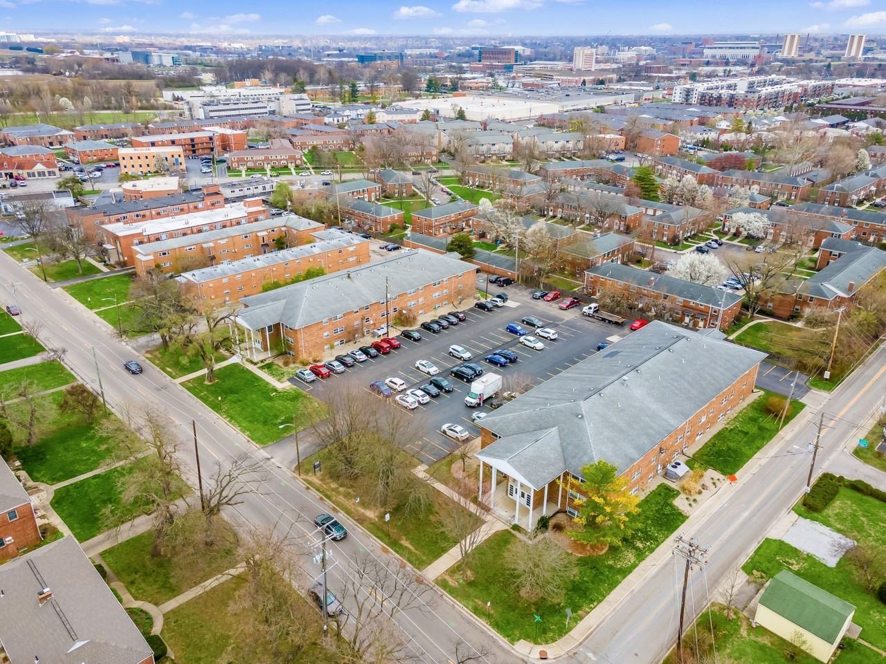 SK-1806 - Photo 2 of 4