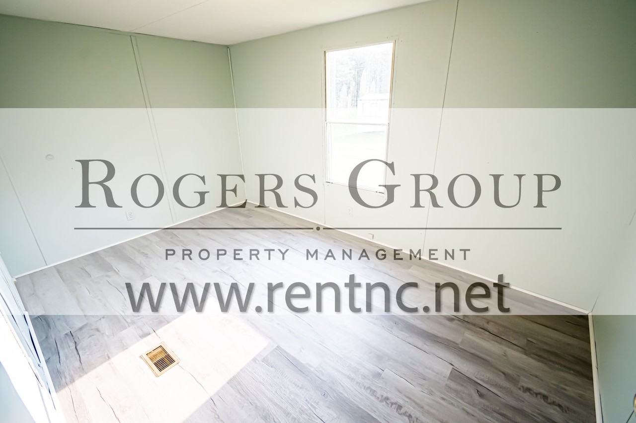 241 Hidden Lake Ln - Photo 3 of 9