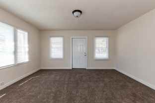 500 N Clinton Ave - Photo 1 of 1
