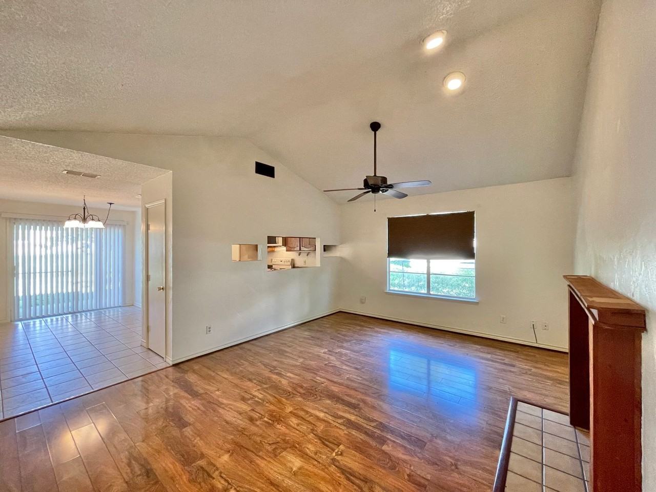 4005 Trotwood Trl - Photo 2 of 20