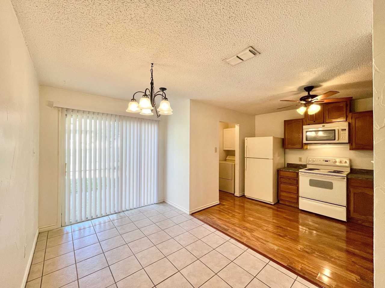 4005 Trotwood Trl - Photo 6 of 20